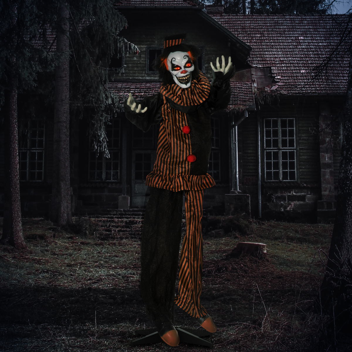 67" Life-Size Outdoor Halloween Talking Circus Clown