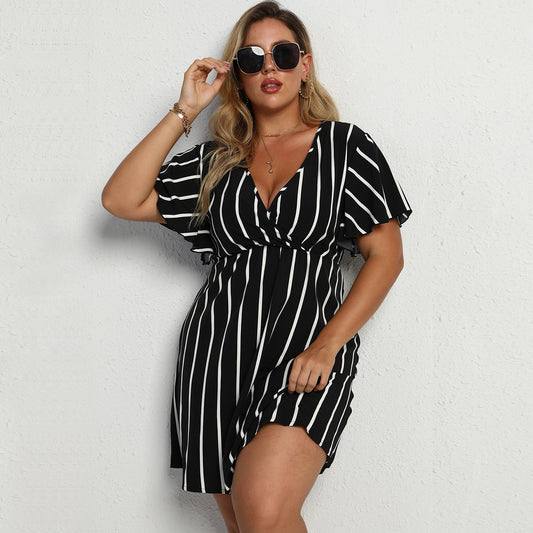 Plus Size Women's Loose V-Neck Patchwork Striped Dress