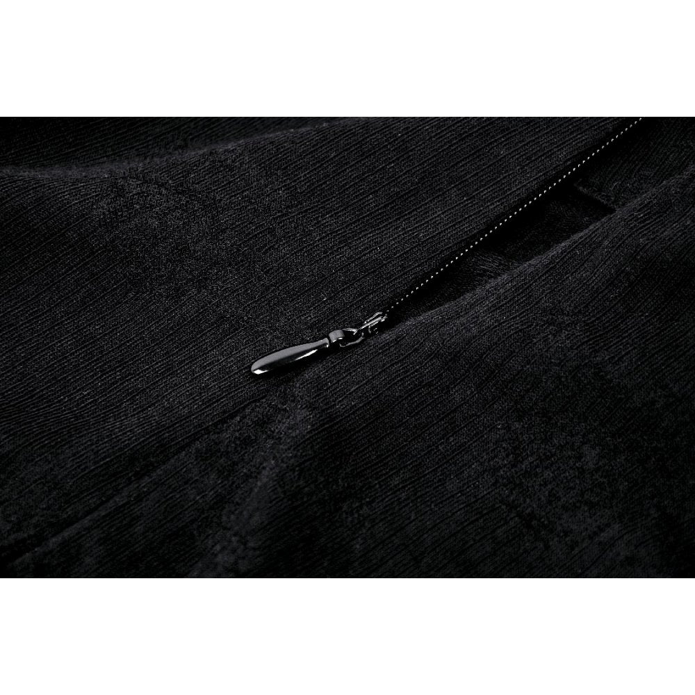 Dark in Love Izora Skirt