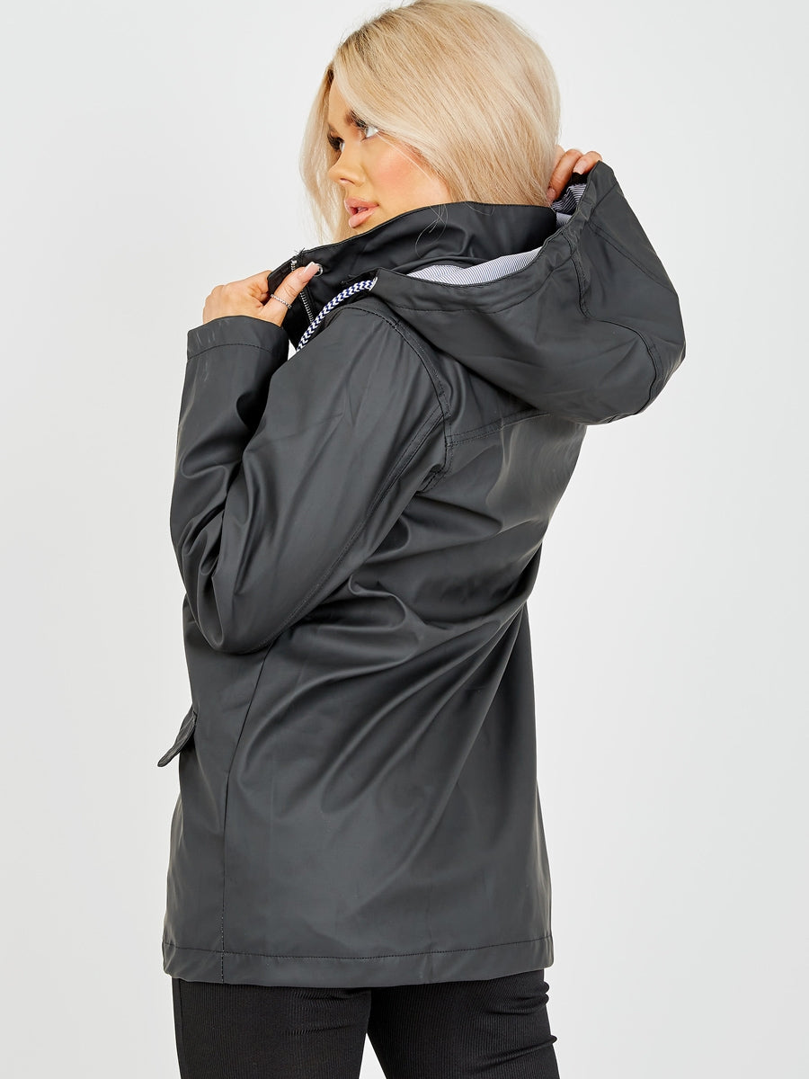 Toggle Button PU Coated Hooded Rain Mac
